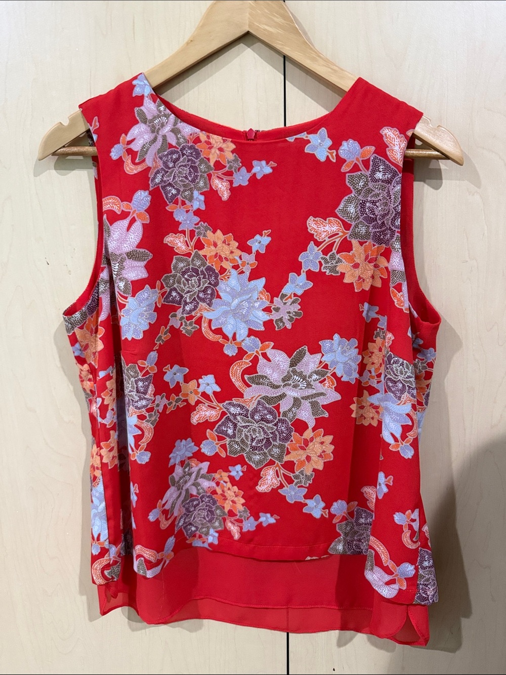 Rose & Olive Red Floral Sleeveless Camisole
